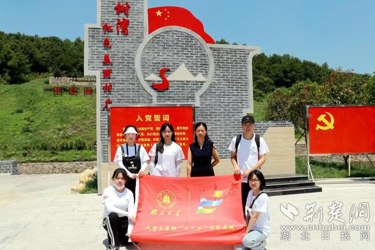 救援男孩与狗